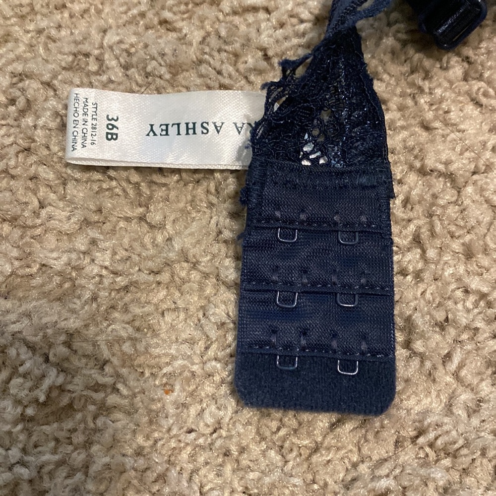 Laura Ashley Navy Blue Lace Bra - Picture 3 of 10